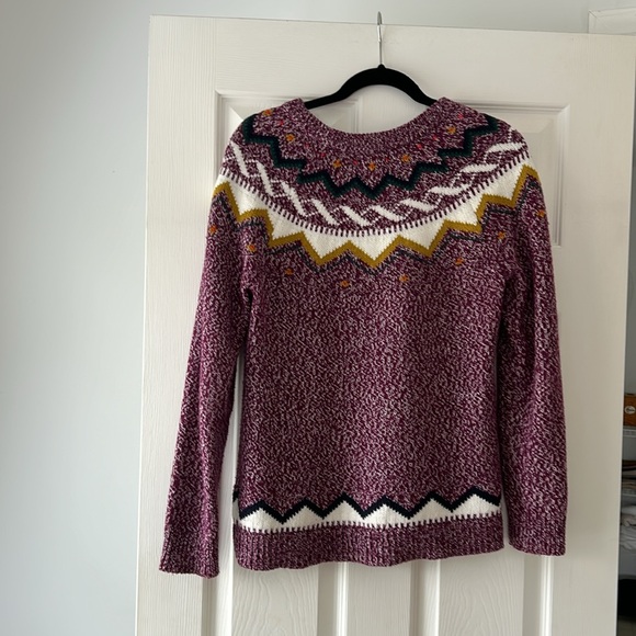 Old Navy Nordic sweater - Picture 2 of 4